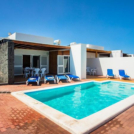 Villa Aleksandra Playa Blanca  Exteriör bild