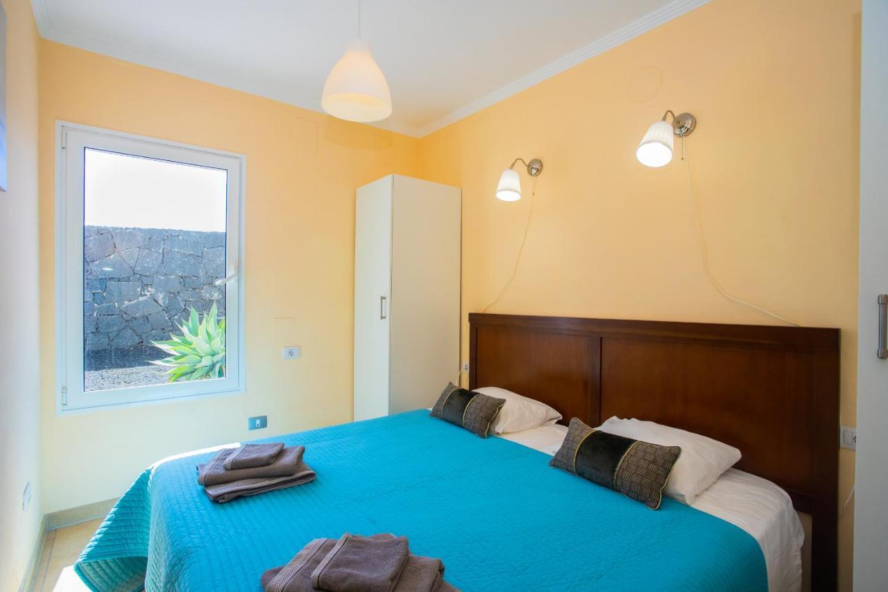Villa Aleksandra Playa Blanca  Exteriör bild